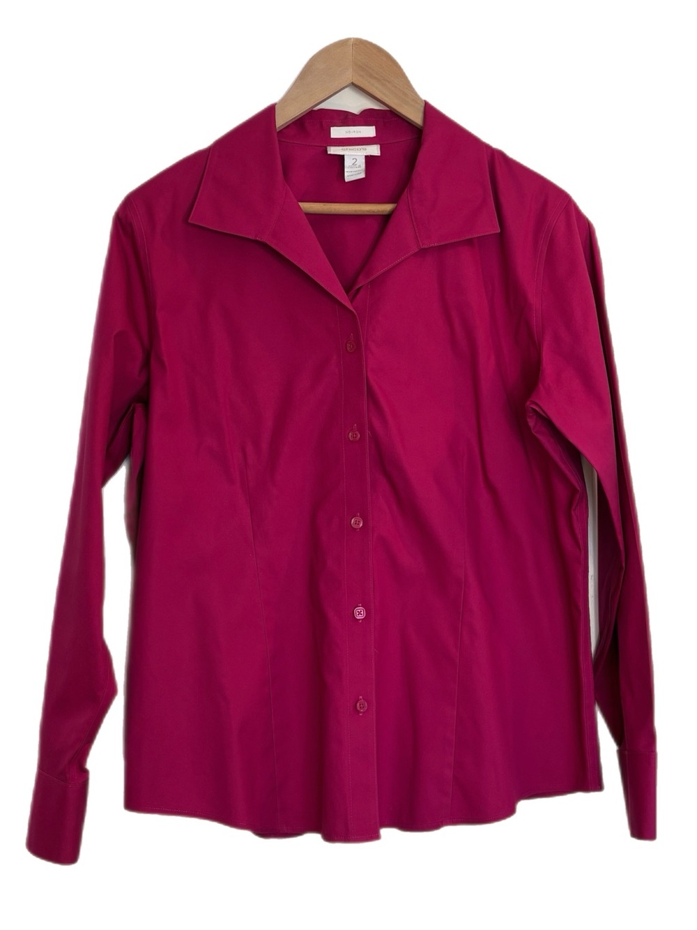 Chico’s no iron fuchsia pink button up top